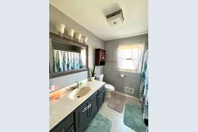 1521  Stark St, Kewaskum, WI 53040 - Photo 4