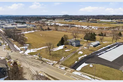 754 N Church St, Watertown, WI 53098 - Photo 38