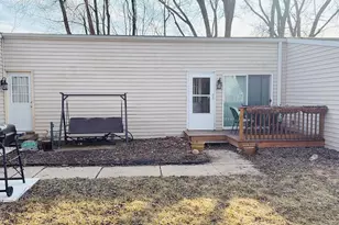 12430 Timber Ridge Dr, Pleasant Prairie, WI 53158 - Photo 12