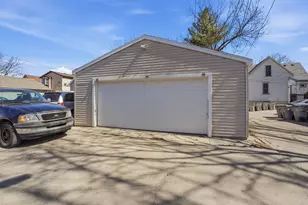 3421 N Fratney St, Milwaukee, WI 53212 - Photo 44