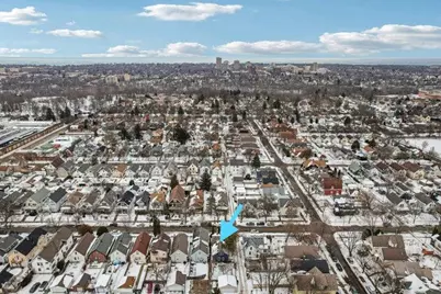 3421 N Fratney St, Milwaukee, WI 53212 - Photo 38