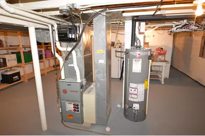 500  Parkway Dr, South Milwaukee, WI 53172 - Photo 12