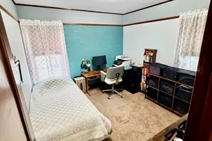 2239 S 73rd St, West Allis, WI 53219 - Photo 8