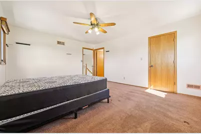 8603 S Melrose Dr, Oak Creek, WI 53154 - Photo 22