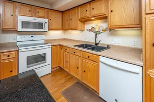 N16W26587 E Fieldhack Dr, Pewaukee, WI 53072 - Photo 14