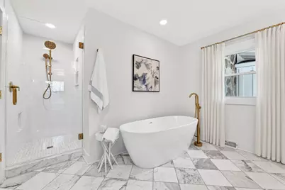 1635  Highland Dr, Elm Grove, WI 53122 - Photo 20