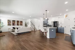 N56W24171 Sabrina Ct, Sussex, WI 53089 - Photo 12