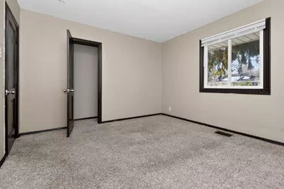 5760 N 32nd St, Milwaukee, WI 53209 - Photo 26