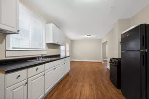 2446 N 49th St, Milwaukee, WI 53210 - Photo 12