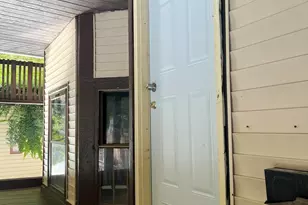 2432 N 39th St, Milwaukee, WI 53210 - Photo 2