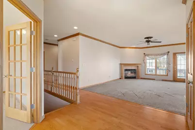 1024  Day Lily Ct, Plymouth, WI 53073 - Photo 8