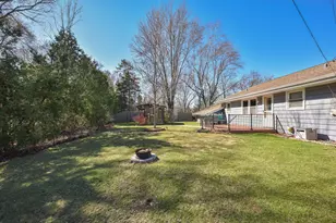 3551 S Woodland Ct, New Berlin, WI 53146 - Photo 12