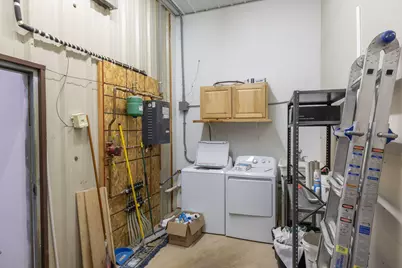 307 N Washington St, Melrose, WI 54642 - Photo 12
