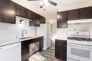 2750 N 61st St, Milwaukee, WI 53210 - Photo 4