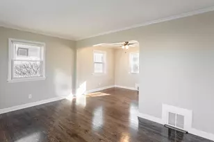 2750 N 61st St, Milwaukee, WI 53210 - Photo 8