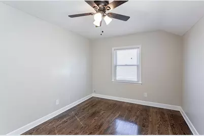 2750 N 61st St, Milwaukee, WI 53210 - Photo 14