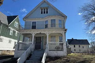 1114 N 25th St, Milwaukee, WI 53233 - Photo 4