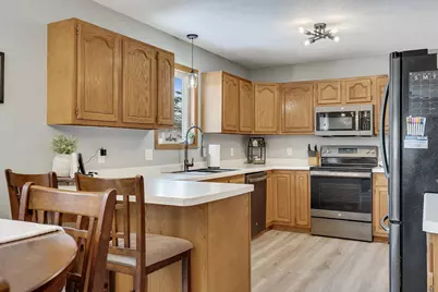 106 S Ridge Rd, Coon Valley, WI 54623 - Photo 10