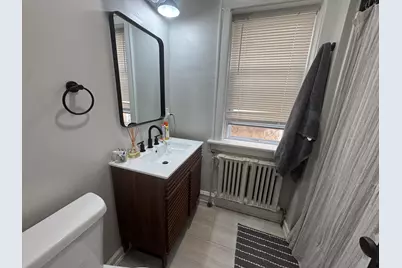 1027 E Center St, Milwaukee, WI 53212 - Photo 6