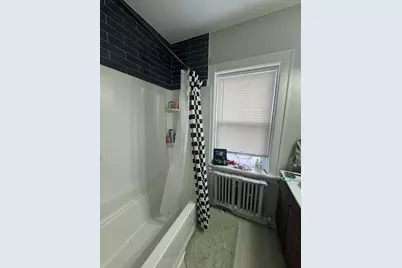 1027 E Center St, Milwaukee, WI 53212 - Photo 20