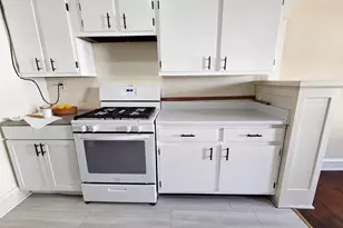 1027 E Center St, Milwaukee, WI 53212 - Photo 42