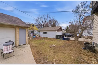 2225 S 82nd St, West Allis, WI 53219 - Photo 4