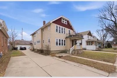 2225 S 82nd St, West Allis, WI 53219 - Photo 2