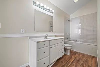 1736  21st Ave, Kenosha, WI 53140 - Photo 8