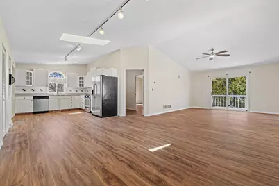 1736  21st Ave, Kenosha, WI 53140 - Photo 4