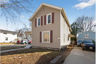 235 W South St, Oconomowoc, WI 53066 - Photo 2