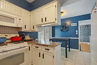 2575  Lincoln Rd, Kenosha, WI 53143 - Photo 16