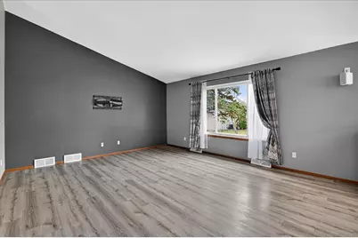 1214  Dayflower Dr, Madison, WI 53719 - Photo 12