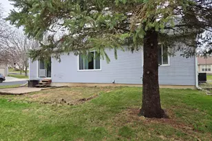 1214 Dayflower Dr, Madison, WI 53719 - Photo 62