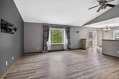 1214  Dayflower Dr, Madison, WI 53719 - Photo 10