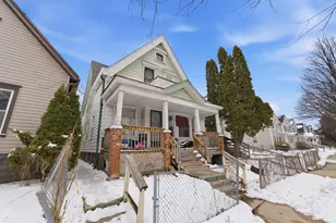 2813 N 21st St, Milwaukee, WI 53206 - Photo 2