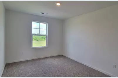 572  Revere St, Burlington, WI 53105 - Photo 10