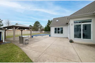 W226N3551  Wethersfield Rd, Pewaukee, WI 53072 - Photo 32