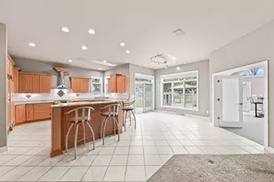 W226N3551 Wethersfield Rd, Pewaukee, WI 53072 - Photo 10