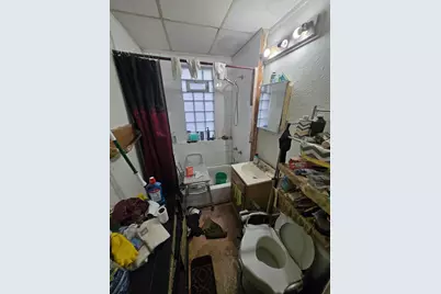 3903 W Walnut St #3905, Milwaukee, WI 53208 - Photo 8