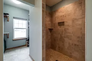 4915 Meadowview Ct, Cedarburg, WI 53024 - Photo 22