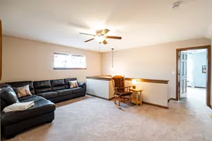 4915 Meadowview Ct, Cedarburg, WI 53024 - Photo 32