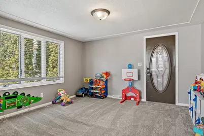 235  Jefferson St, West Salem, WI 54669 - Photo 12