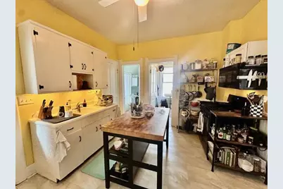 3061 N Pierce St, Milwaukee, WI 53212 - Photo 8