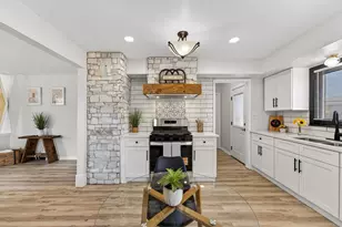 4648 S 14th St, Milwaukee, WI 53221 - Photo 8