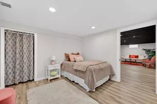 4648 S 14th St, Milwaukee, WI 53221 - Photo 22