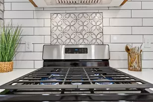 4648 S 14th St, Milwaukee, WI 53221 - Photo 12