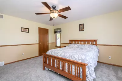 68 E Prospect St, Hartford, WI 53027 - Photo 22