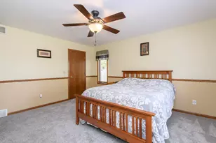 68 E Prospect St, Hartford, WI 53027 - Photo 22