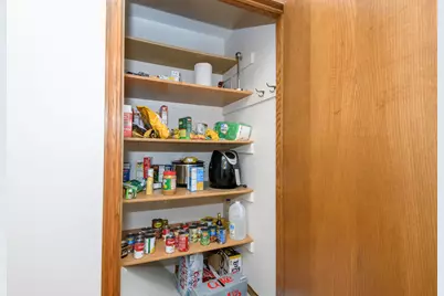 68 E Prospect St, Hartford, WI 53027 - Photo 16