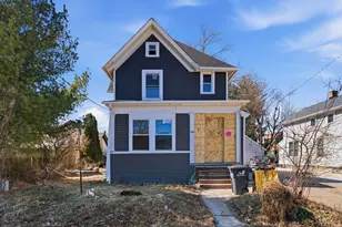 206 Maple Ave, Waukesha, WI 53186 - Photo 1